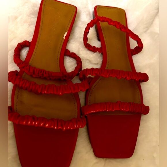 Who what wear strappy flats women size 6.5 NWOT‎ - Picture 1 of 4